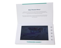 7inch LCD card video in brochure